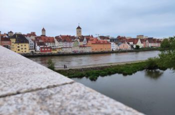 Aussicht von der Steinernen Brücke in Regensburg