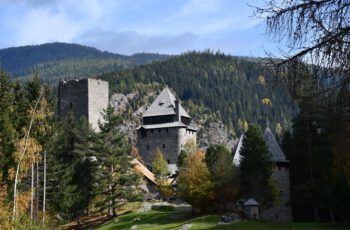 Burg Finstergrün